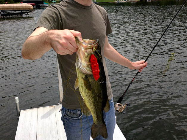 caught-bass-fish-3d-printed-fishing-lure_preview_featured.jpg